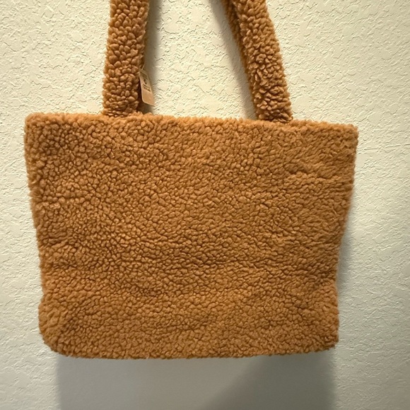 PINK Victoria's Secret Cozy Brown Teddy Tote - Picture 5 of 9
